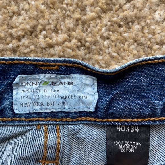 DKNY men’s jeans size 40x34 - Picture 3 of 10